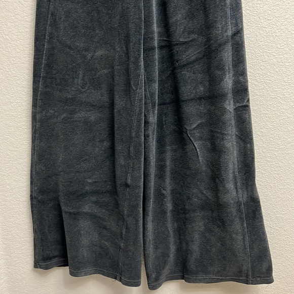 Lululemon Morning Restore Pant in Heathered Black - Picture 8 of 9